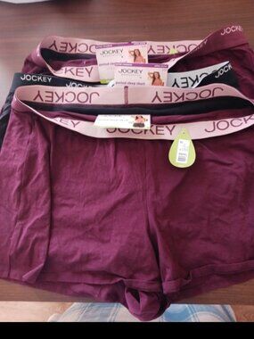 New Jockey period sleep shorts x 3